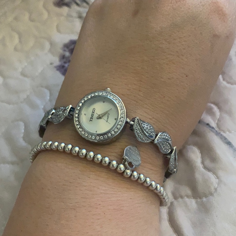 Timeco leaf watch